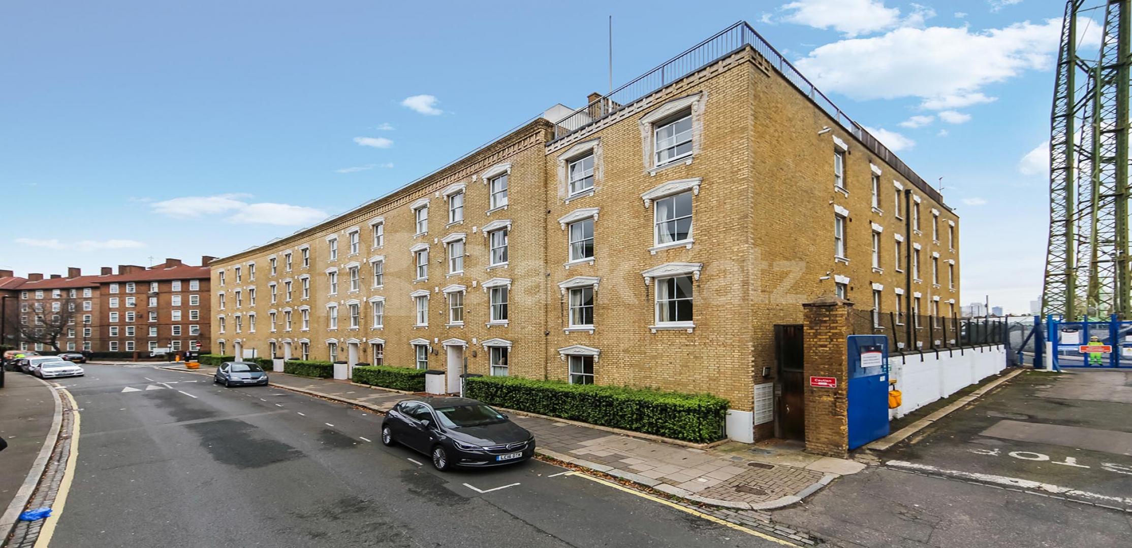 			NEW INSTRUCTION, 2 Bedroom, 1 bath, 1 reception Apartment			 Oval Mansions, Vauxhall/ Oval